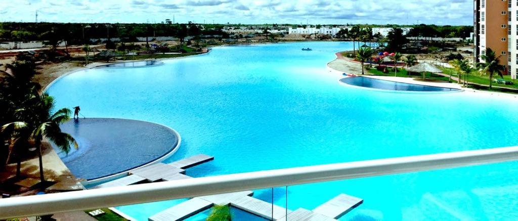 Departamento En Cancun Con 7 Albercas Tipo Playa Y Laguna ภายนอก รูปภาพ